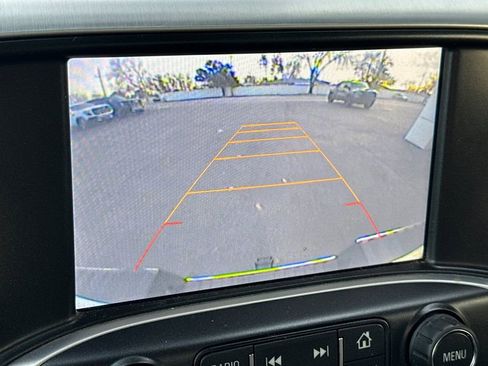 Used 2015 GMC Sierra 2500 SLT w/ Driver Alert Package image 19