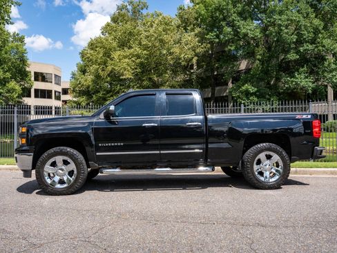 Used 2015 Chevrolet Silverado 1500 LTZ Z71 w/ LTZ Plus Package AWD/4WD image 9