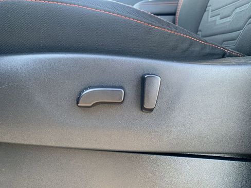 Used 2023 Nissan Frontier PRO-4X w/ Technology Package image 14