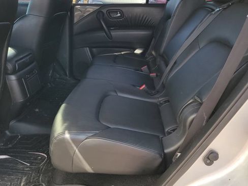 Used 2021 Nissan Armada SV AWD/4WD image 8