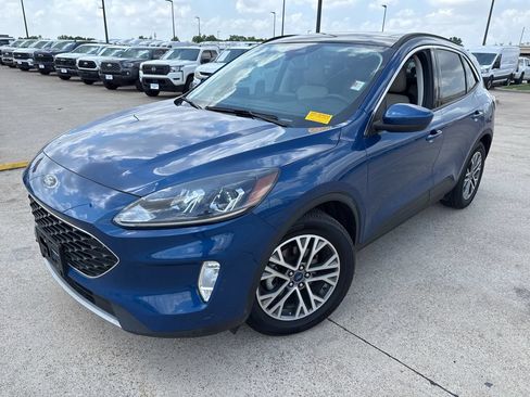 Used 2022 Ford Escape SEL w/ Technology Package FWD image 1