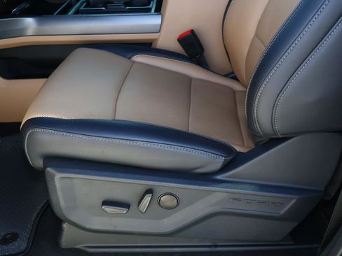 Used 2026 Ford F350 Lariat image 14