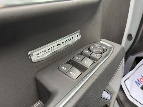 Certified 2025 GMC Sierra 1500 Denali image 16