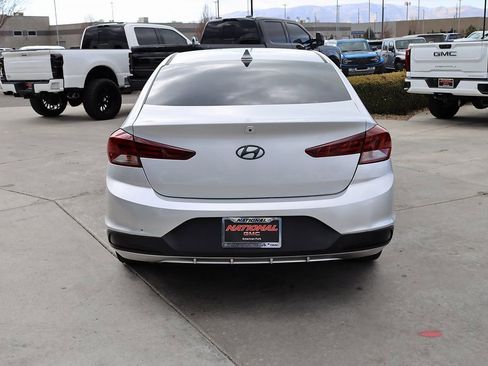 Used 2019 Hyundai Elantra SEL FWD image 5