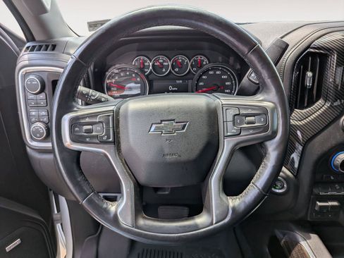 Used 2020 Chevrolet Silverado 1500 LT Trail Boss AWD/4WD image 16