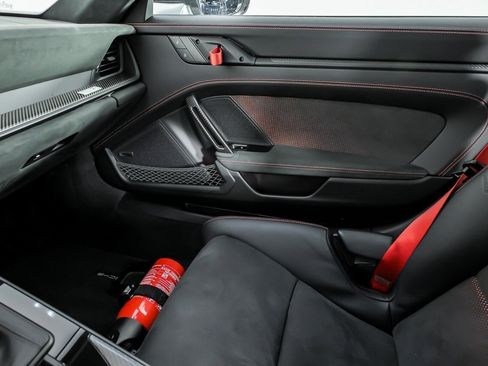 Used 2024 Porsche 911 GT3 RS RWD image 34