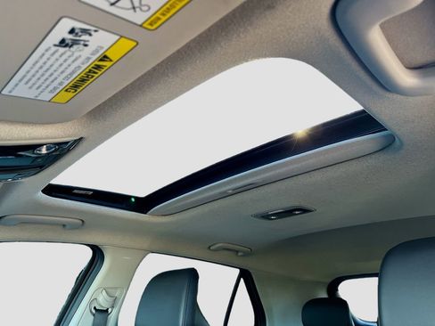 Certified 2023 Kia Niro EX Touring image 32