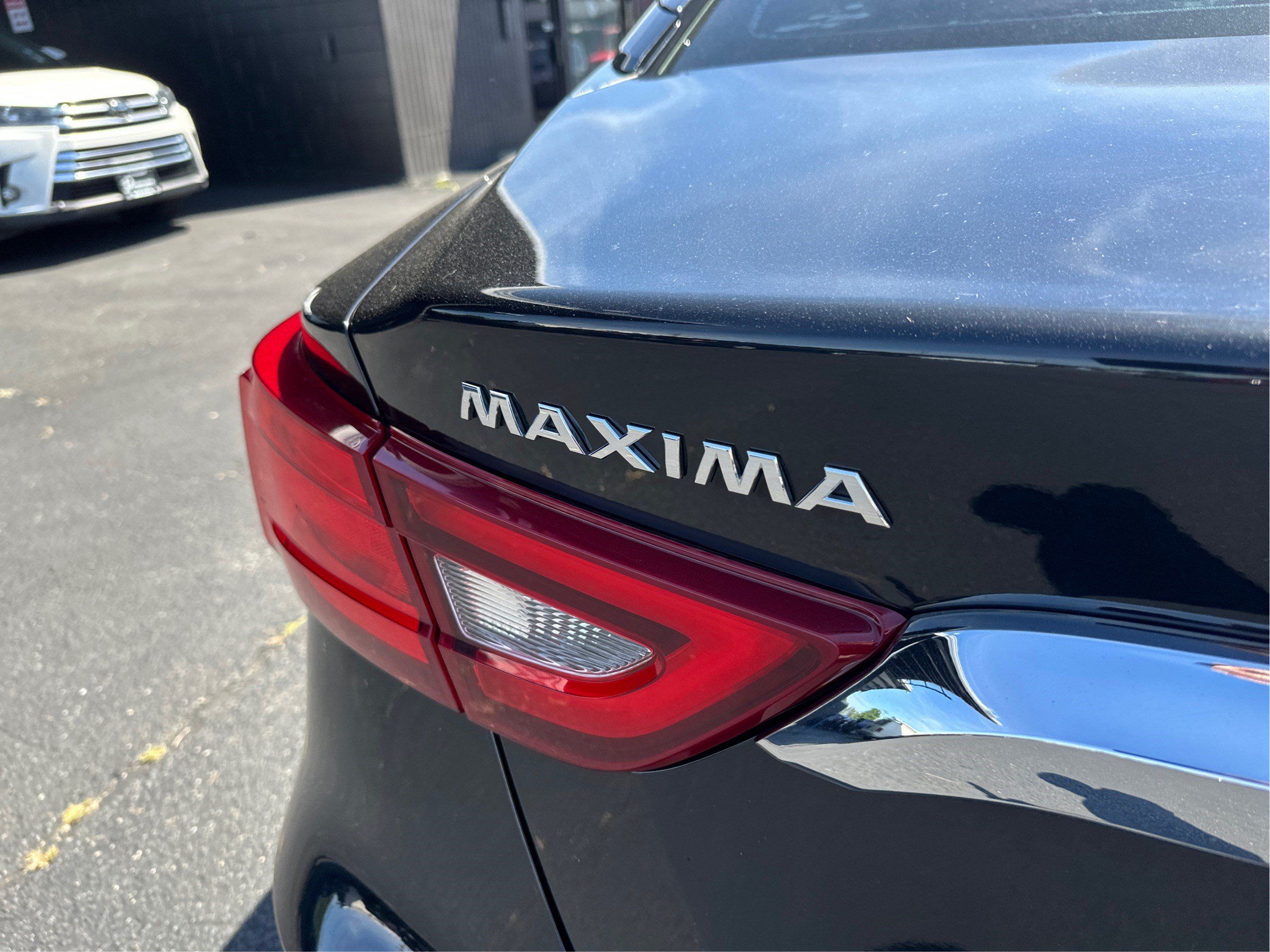 Used 2017 Nissan Maxima 3.5 SL FWD image 27