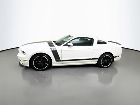 Used 2013 Ford Mustang Boss 302 w/ Boss 302 Accessory Pkg image 4