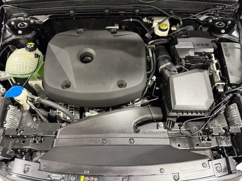 Used 2019 Volvo XC40 T5 R-Design AWD/4WD image 52