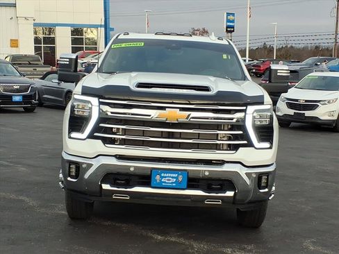 Used 2024 Chevrolet Silverado 3500 LTZ w/ LTZ Plus Package image 38