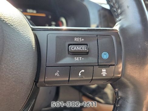 Used 2022 Nissan Pathfinder Platinum w/ Cargo Package FWD image 26