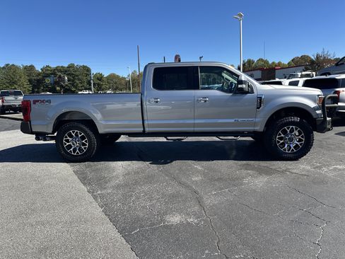 Used 2020 Ford F350 Lariat w/ Lariat Ultimate Package image 9