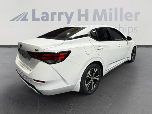 Used 2023 Nissan Sentra SV image 5