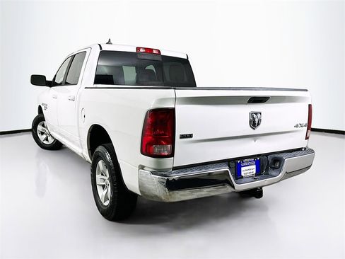 Used 2019 RAM 1500 Classic SLT w/ Luxury Group image 6