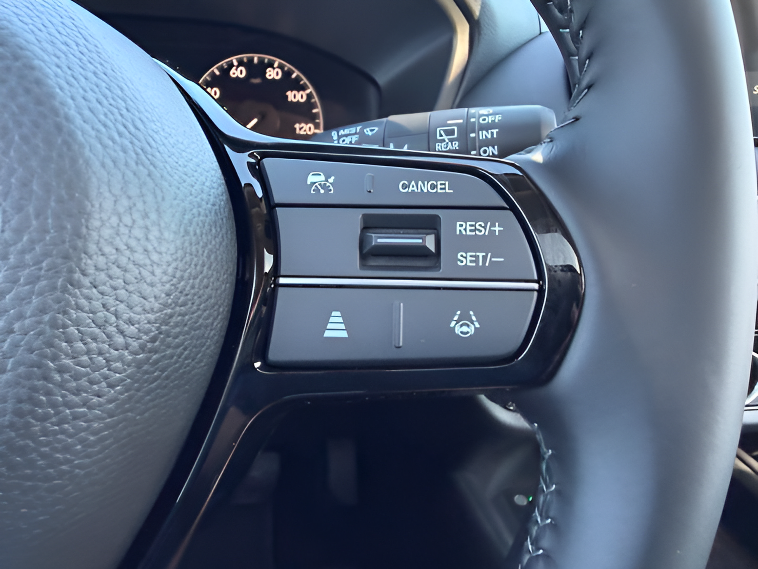 New 2027 Honda HR-V EX-L image 17