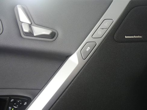 Used 2026 BMW iX xDrive45 w/ M Sport Package image 10