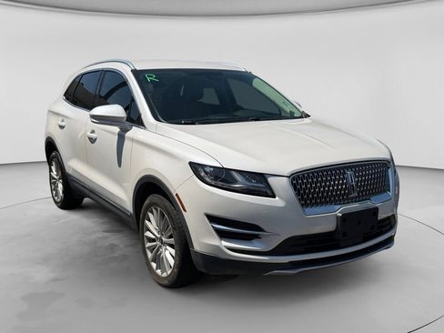 Used 2019 Lincoln MKC Premiere FWD image 3