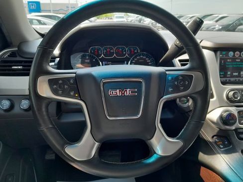 Used 2018 GMC Yukon SLT w/ Open Road Package AWD/4WD image 13