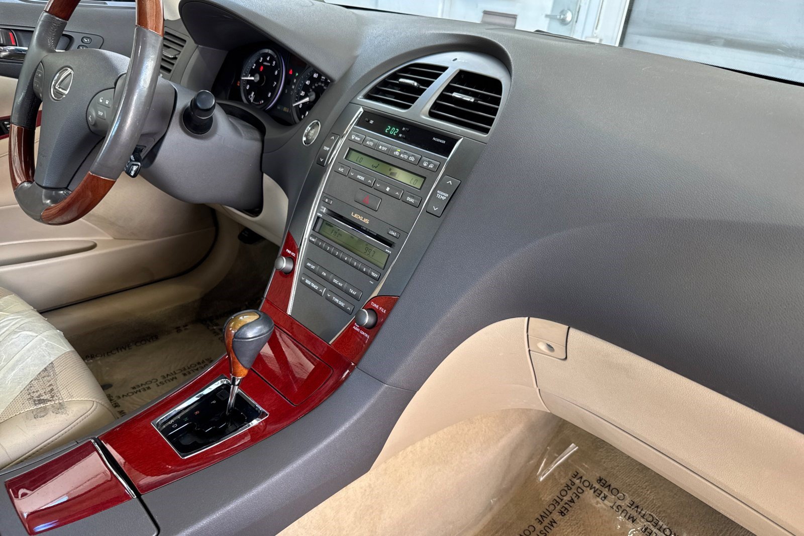Used 2009 Lexus ES 350 w/ Premium Pkg Plus FWD image 18