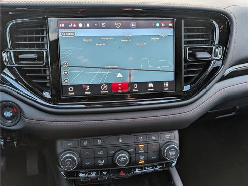 Used 2026 Dodge Durango GT image 32