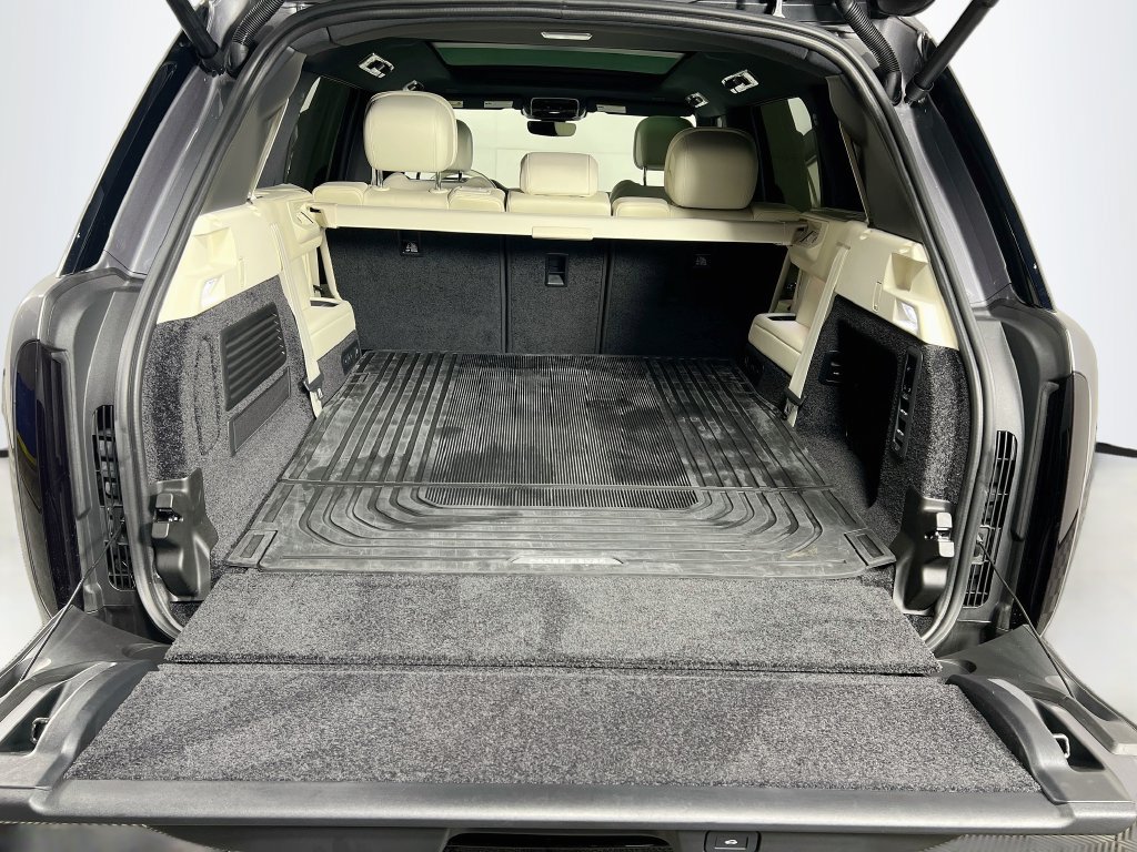 Used 2025 Land Rover Range Rover Long Wheelbase SE AWD/4WD image 28