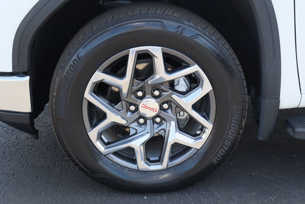Certified 2024 GMC Sierra 1500 SLT w/ SLT Premium Plus Package RWD image 32