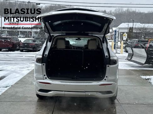 Used 2022 Buick Enclave Avenir image 39
