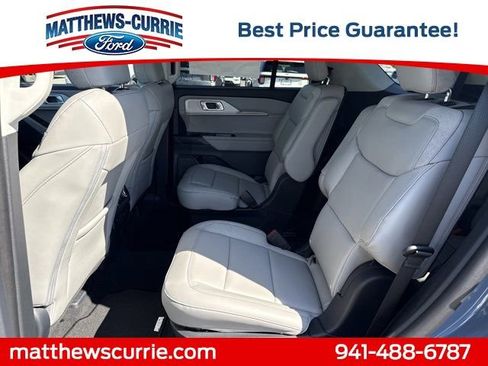 New 2026 Ford Explorer Active w/ Active Comfort Package image 12