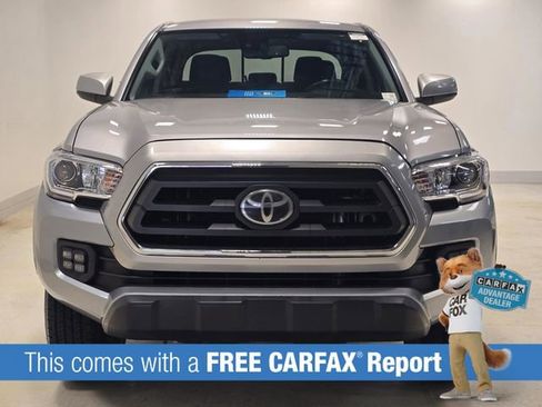 Used 2021 Toyota Tacoma SR5 RWD image 2
