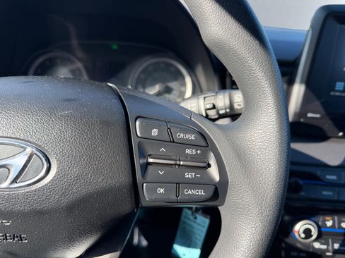 Used 2020 Hyundai Veloster 2.0 image 13