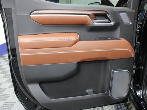 Used 2025 GMC Sierra 1500 Denali Ultimate image 75