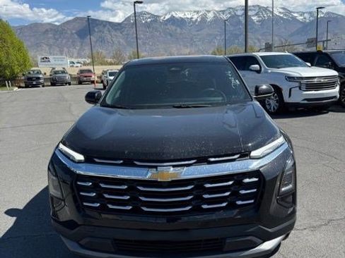 Used 2026 Chevrolet Equinox LT image 2