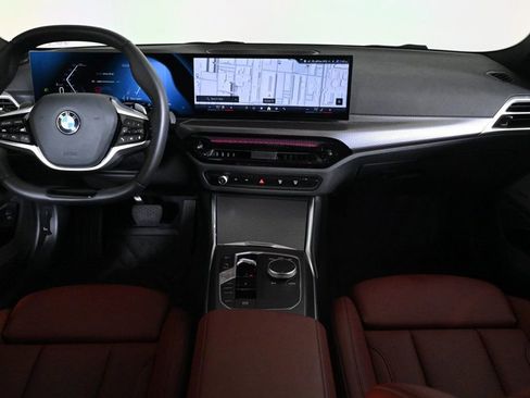 Used 2025 BMW 330i Sedan w/ Convenience Package image 9