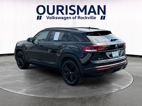 Used 2023 Volkswagen Atlas Cross Sport SEL R-Line AWD/4WD image 4