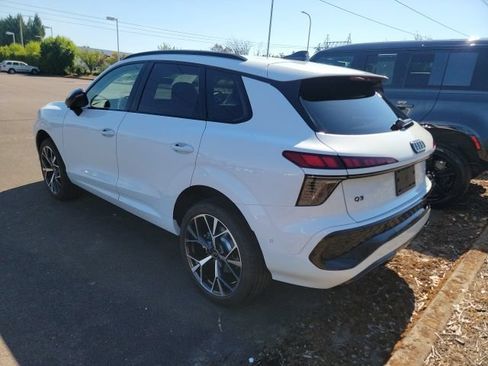 Used 2026 Audi Q3 quattro 2.0T AWD/4WD image 3
