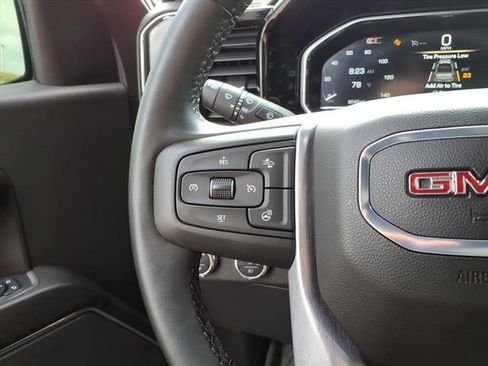 Used 2024 GMC Sierra 1500 Elevation AWD/4WD image 18
