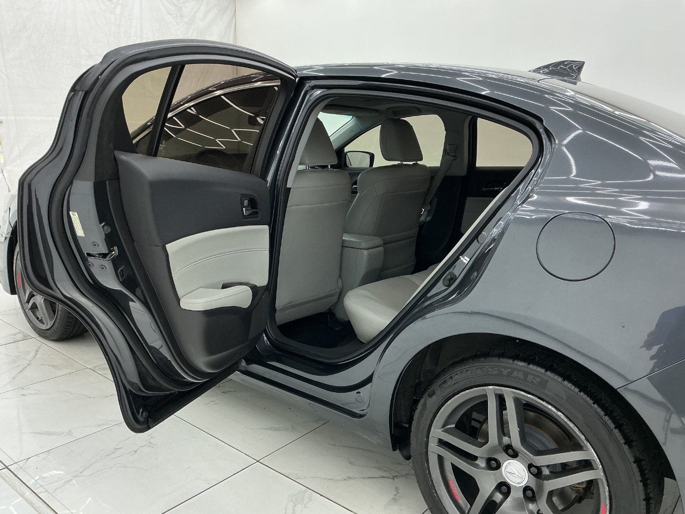 Used 2016 Acura ILX w/ Premium Package FWD image 22