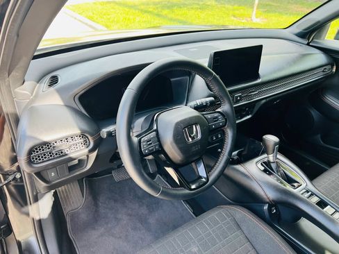 Used 2026 Honda HR-V Sport image 11