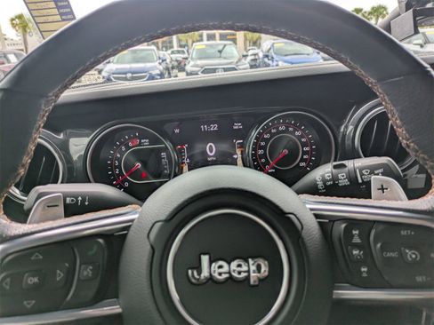Used 2021 Jeep Wrangler Unlimited Rubicon image 32