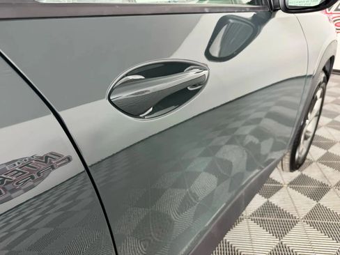 Used 2025 Chevrolet Trax LT image 30