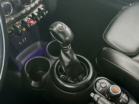 Used 2018 MINI Cooper S image 14