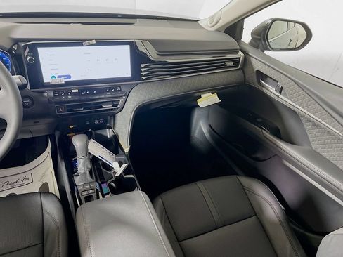 Used 2026 Toyota Camry XLE w/ Premium Plus Package AWD/4WD image 20