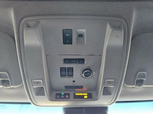 Used 2020 Cadillac Escalade Premium Luxury image 27