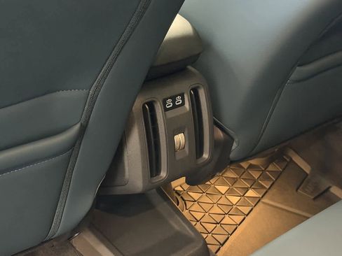 Certified 2025 MINI Cooper Countryman S w/ Comfort Package Max image 14