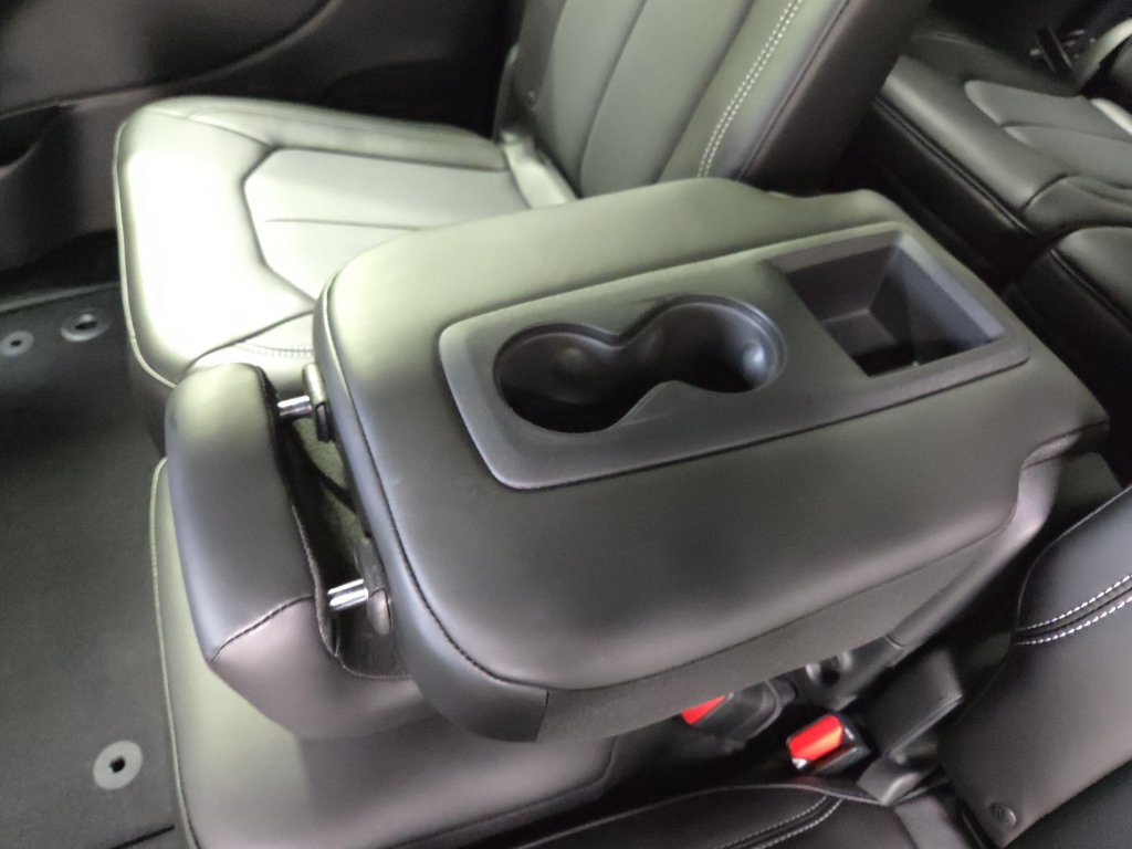 New 2026 Chrysler Pacifica Select w/ S Appearance Package FWD image 30