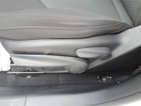 Used 2023 Jeep Compass Sport image 15