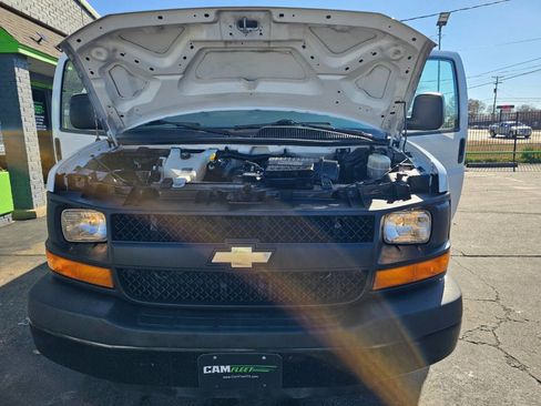 Used 2015 Chevrolet Express 2500 Extended image 35