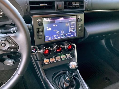 Used 2024 Toyota GR86 RWD image 7