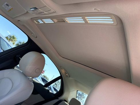 Used 2021 Mercedes-Benz C 300 Sedan image 45